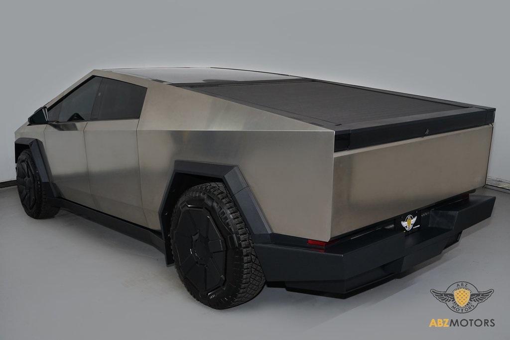 2024 Tesla Cybertruck