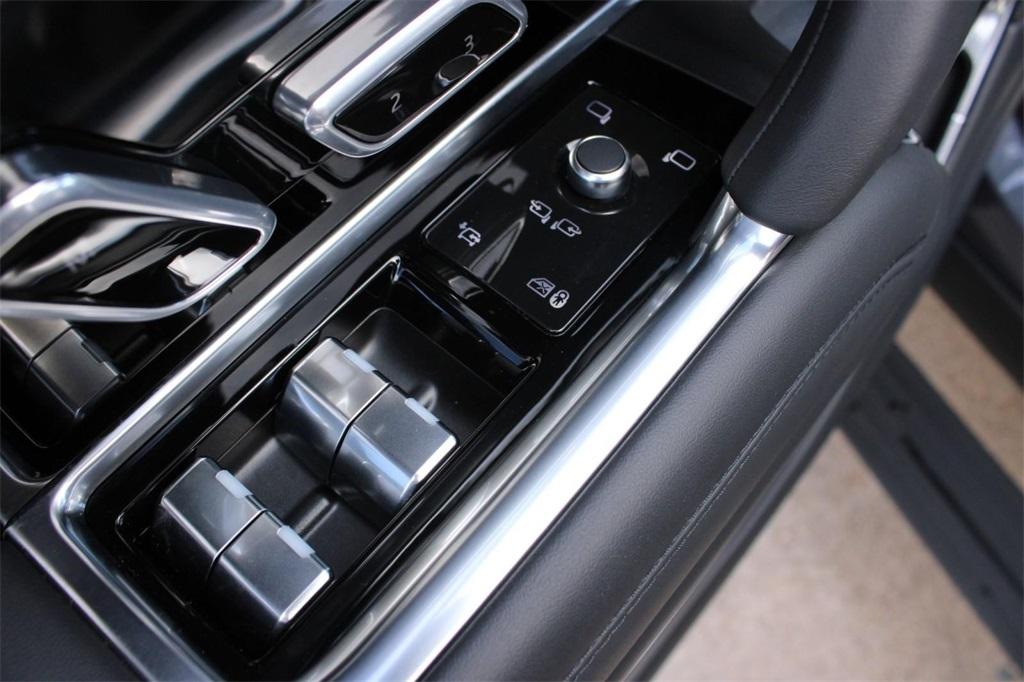 2025 Land Rover Range Rover