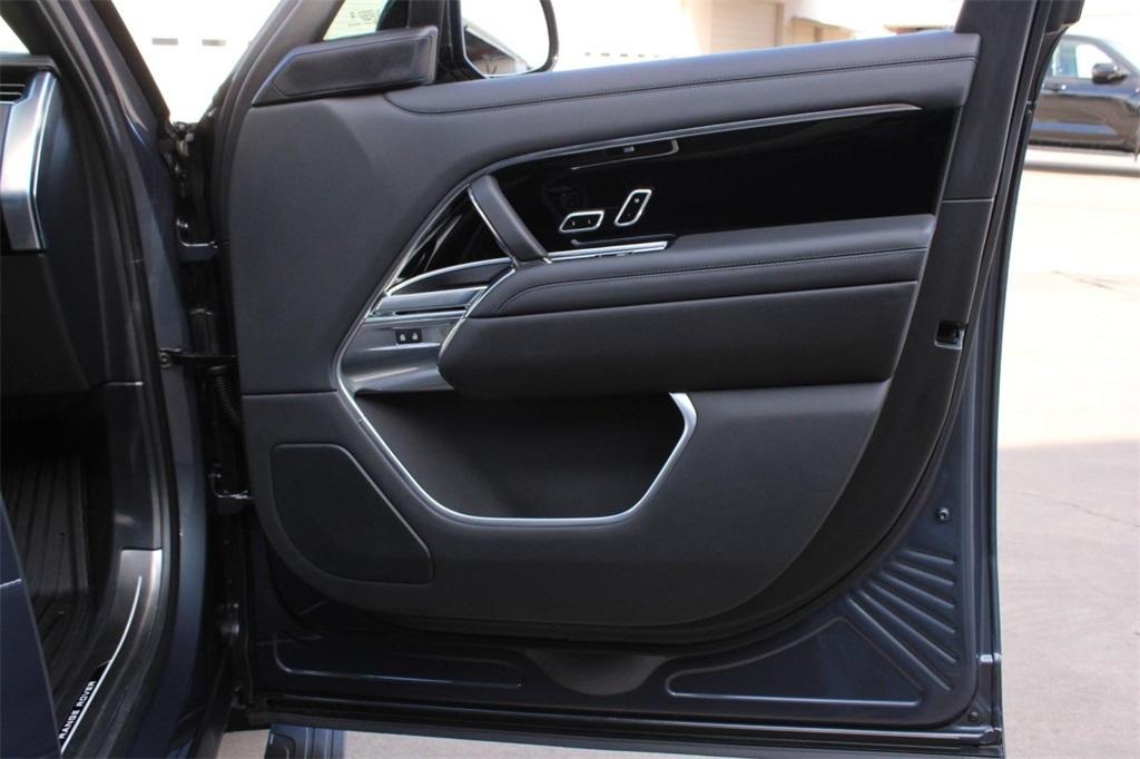 2025 Land Rover Range Rover