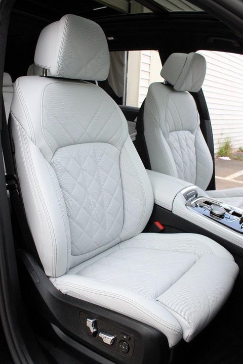 2025 BMW X7