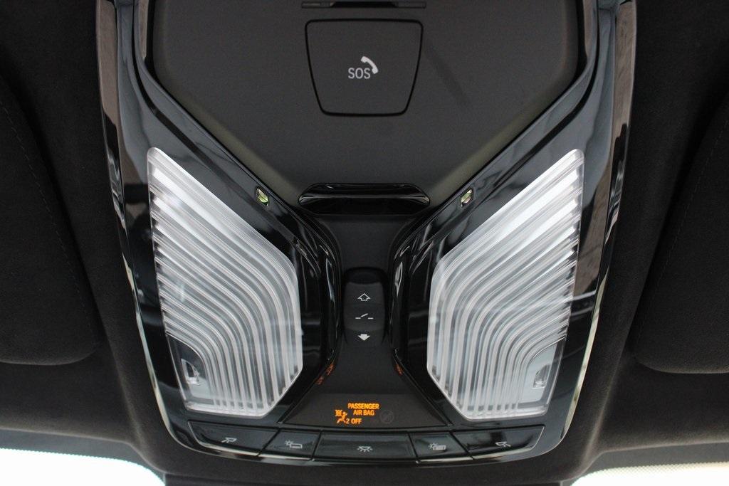 2025 BMW X7