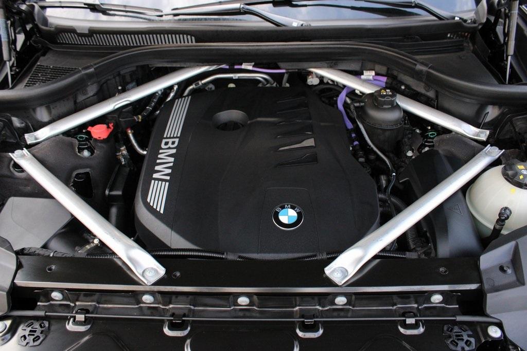 2025 BMW X7