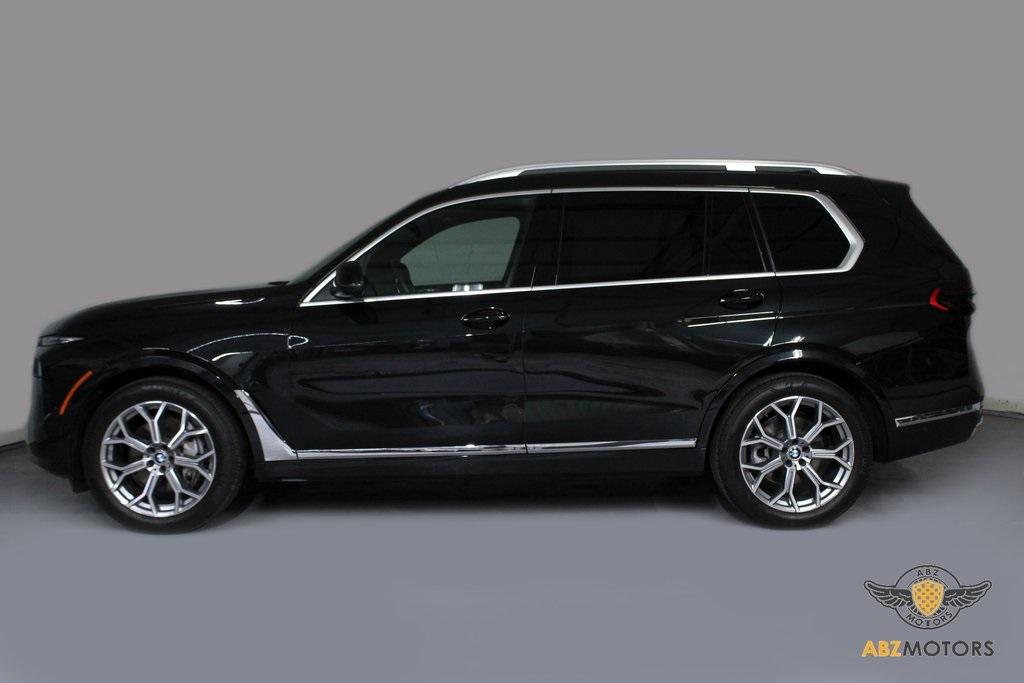 2025 BMW X7