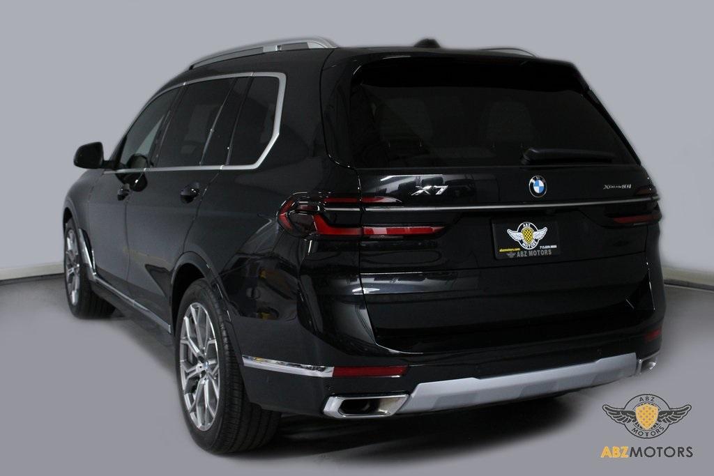 2025 BMW X7