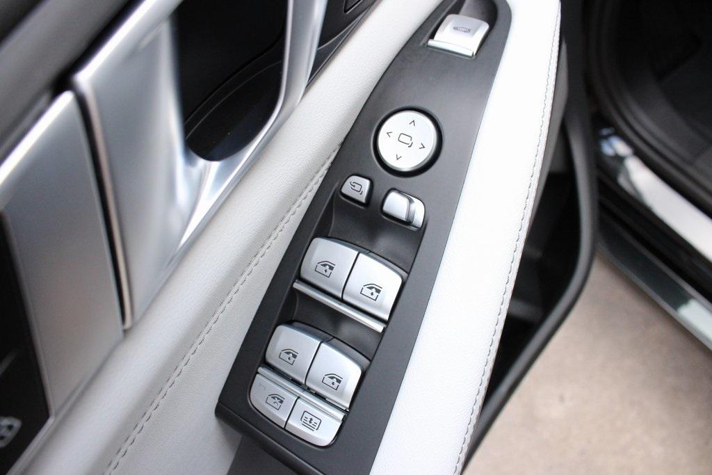2025 BMW X7