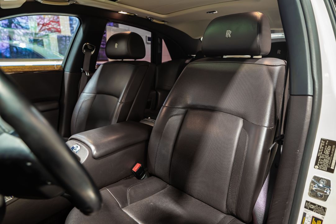 2010 Rolls-Royce Ghost