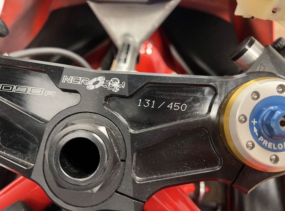 2009 DUCATI 1198 R