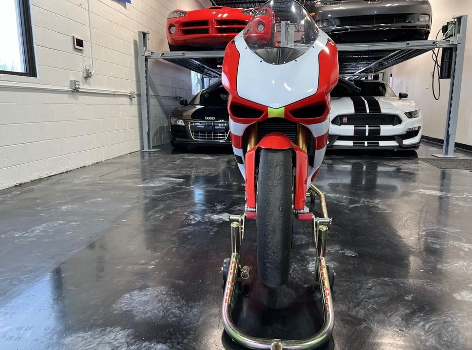 2009 DUCATI 1198 R