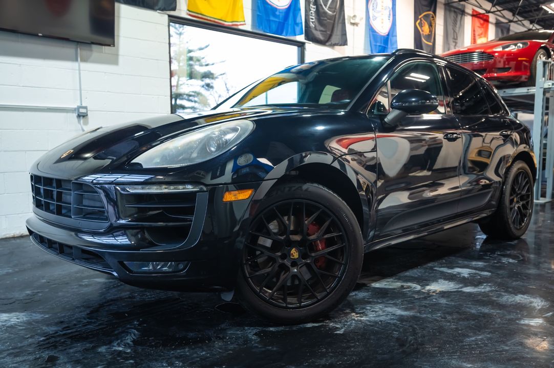 2017 Porsche Macan