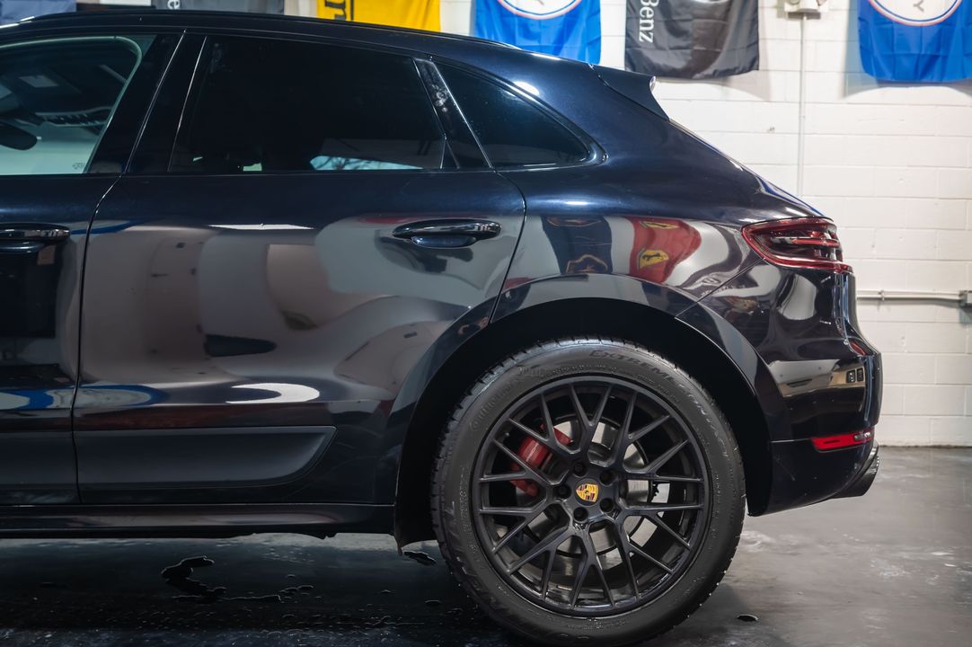 2017 Porsche Macan