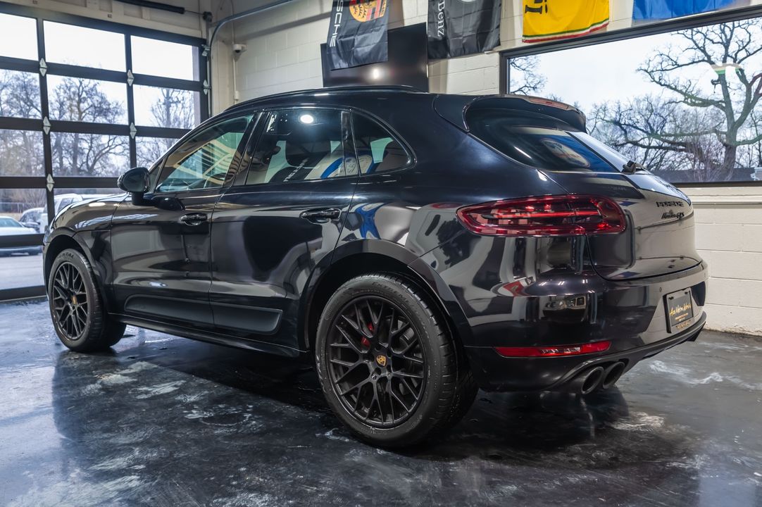2017 Porsche Macan