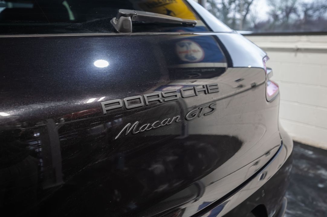 2017 Porsche Macan