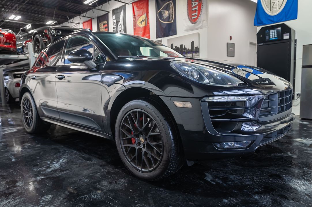 2017 Porsche Macan