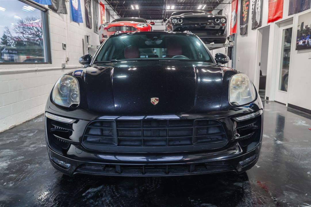 2017 Porsche Macan
