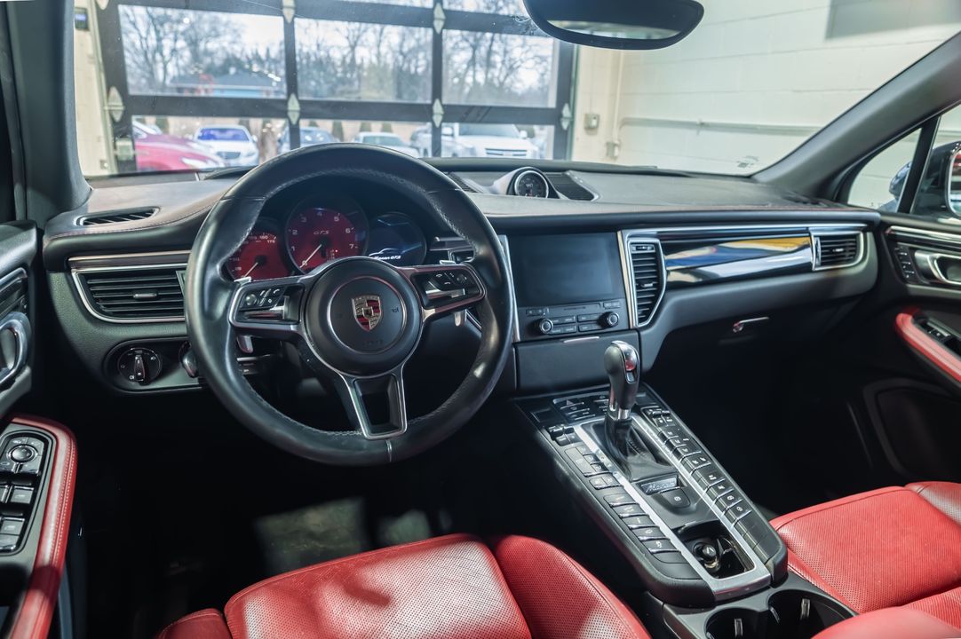 2017 Porsche Macan