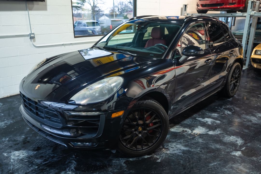 2017 Porsche Macan