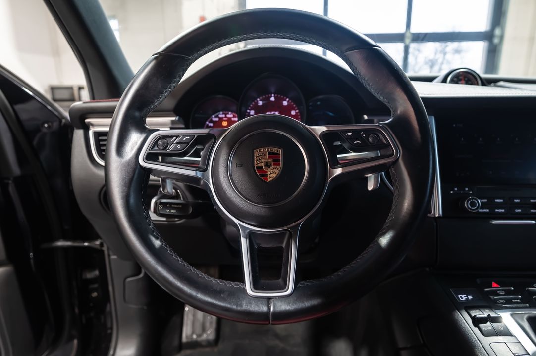 2017 Porsche Macan