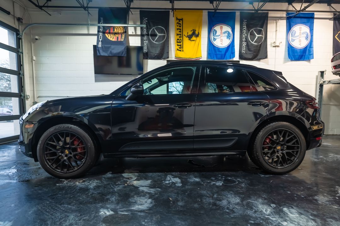 2017 Porsche Macan