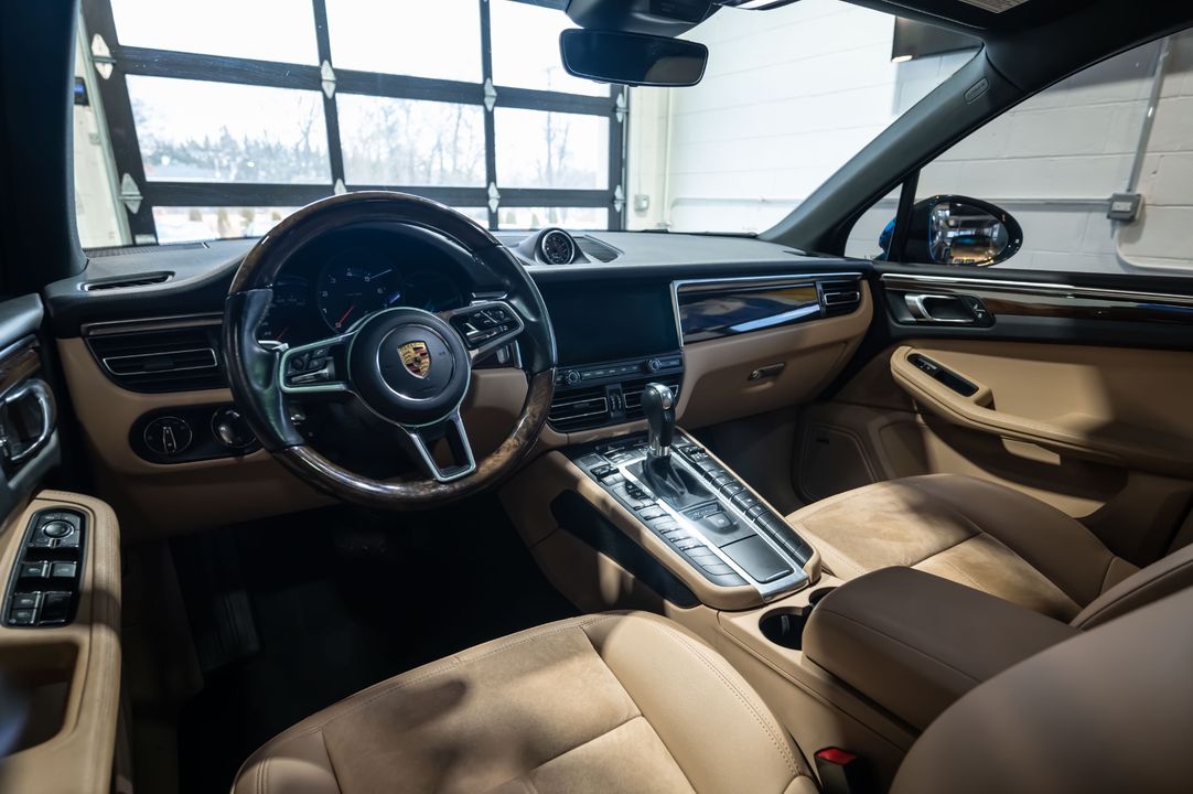 2021 Porsche Macan