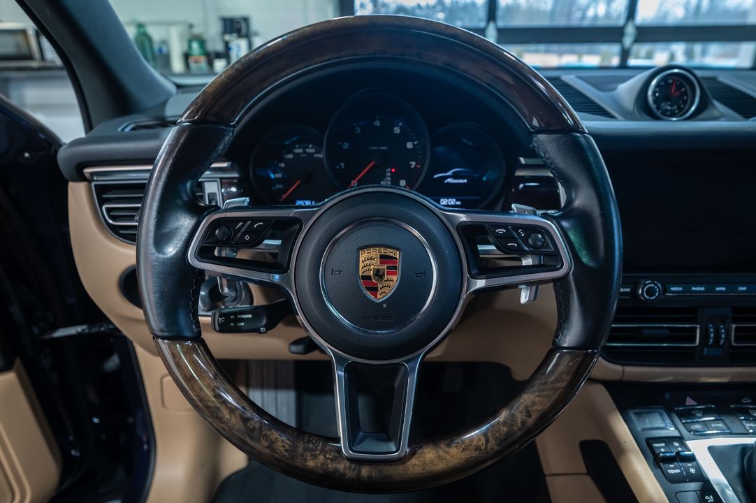 2021 Porsche Macan