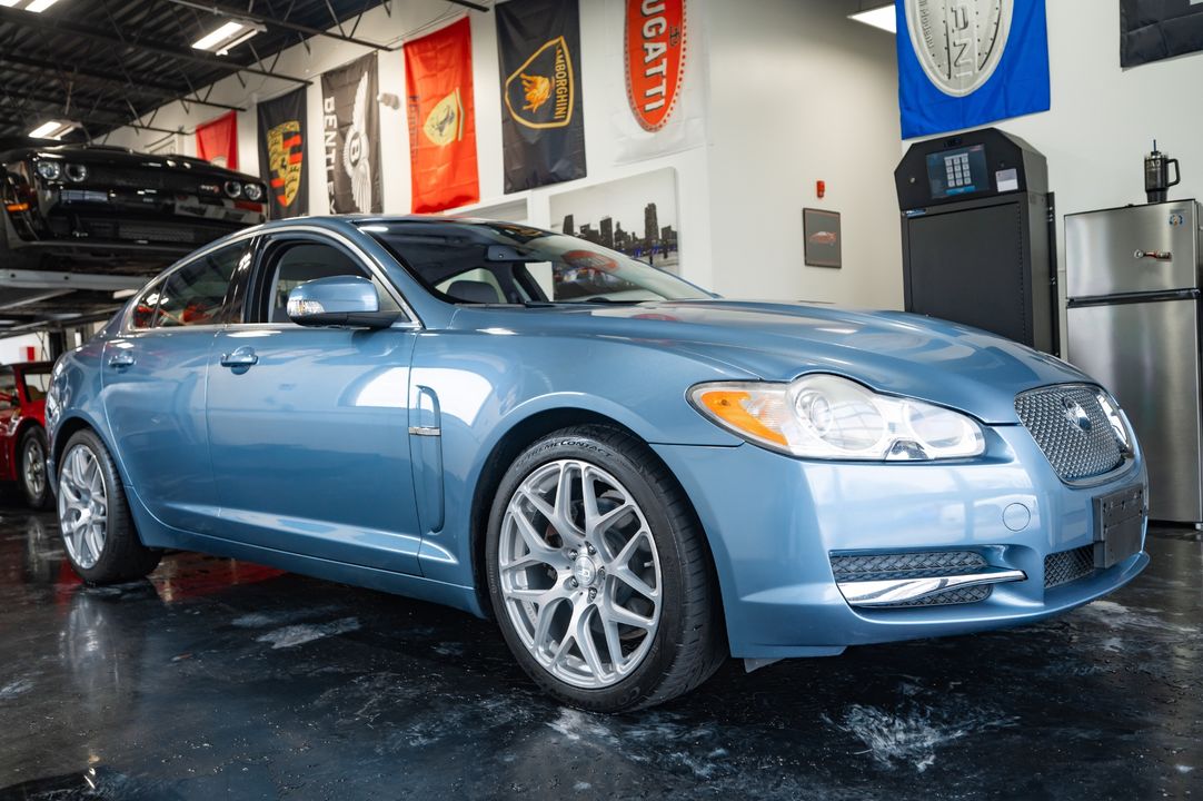 2009 Jaguar XF