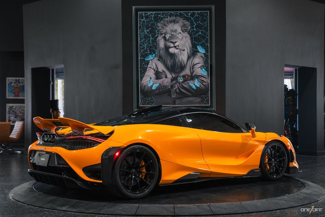 2021 McLaren 765LT