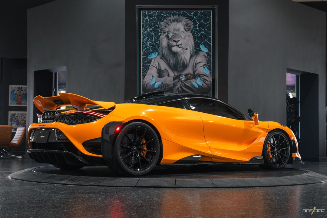 2021 McLaren 765LT