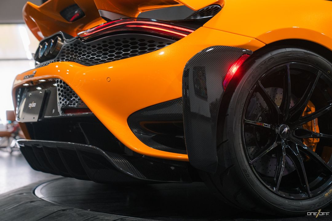 2021 McLaren 765LT
