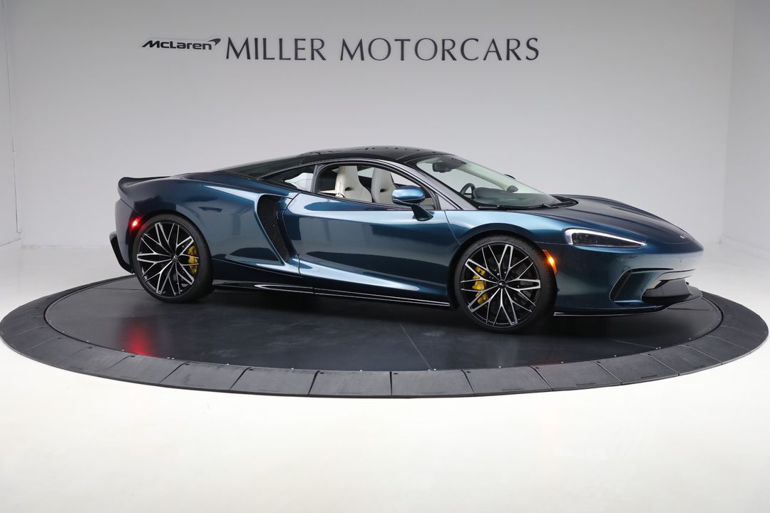2023 McLaren GT