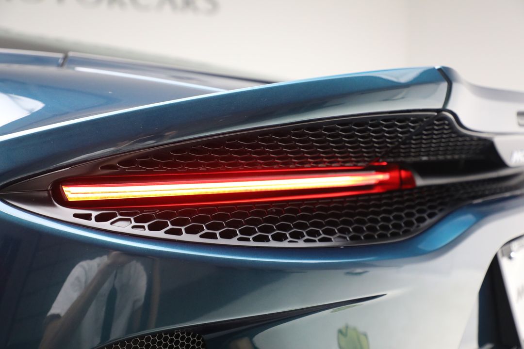 2023 McLaren GT