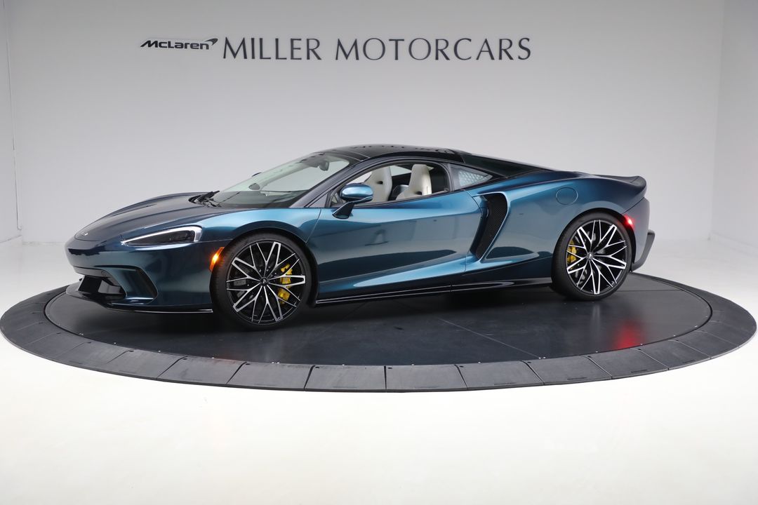 2023 McLaren GT