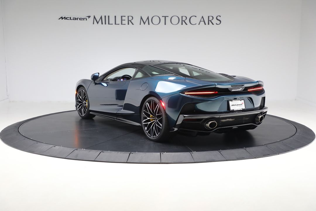 2023 McLaren GT