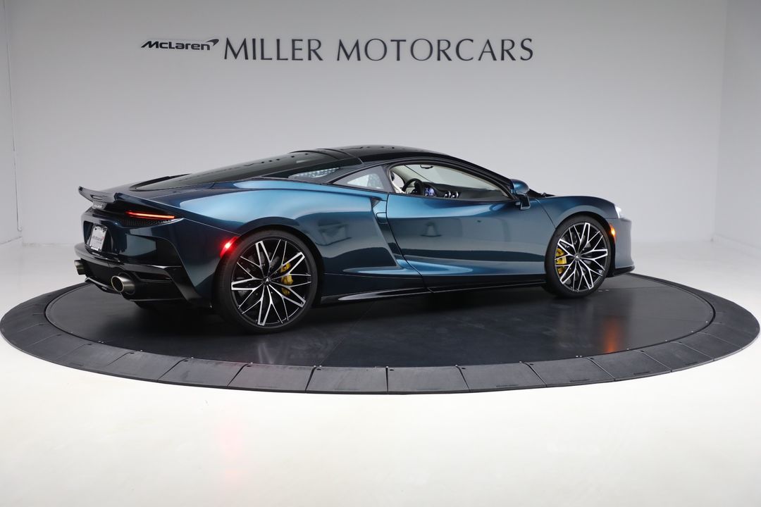 2023 McLaren GT