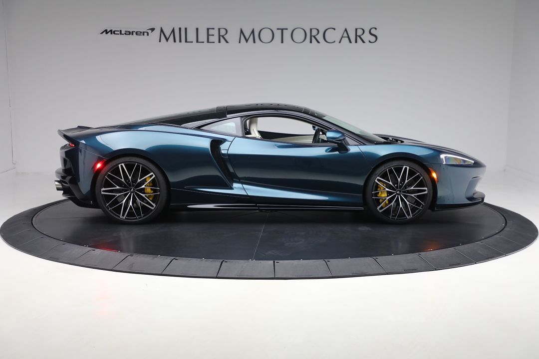 2023 McLaren GT