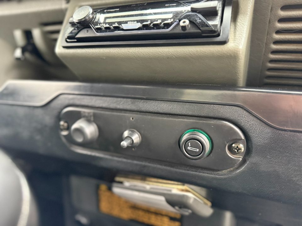 1995 Land Rover Defender 90
