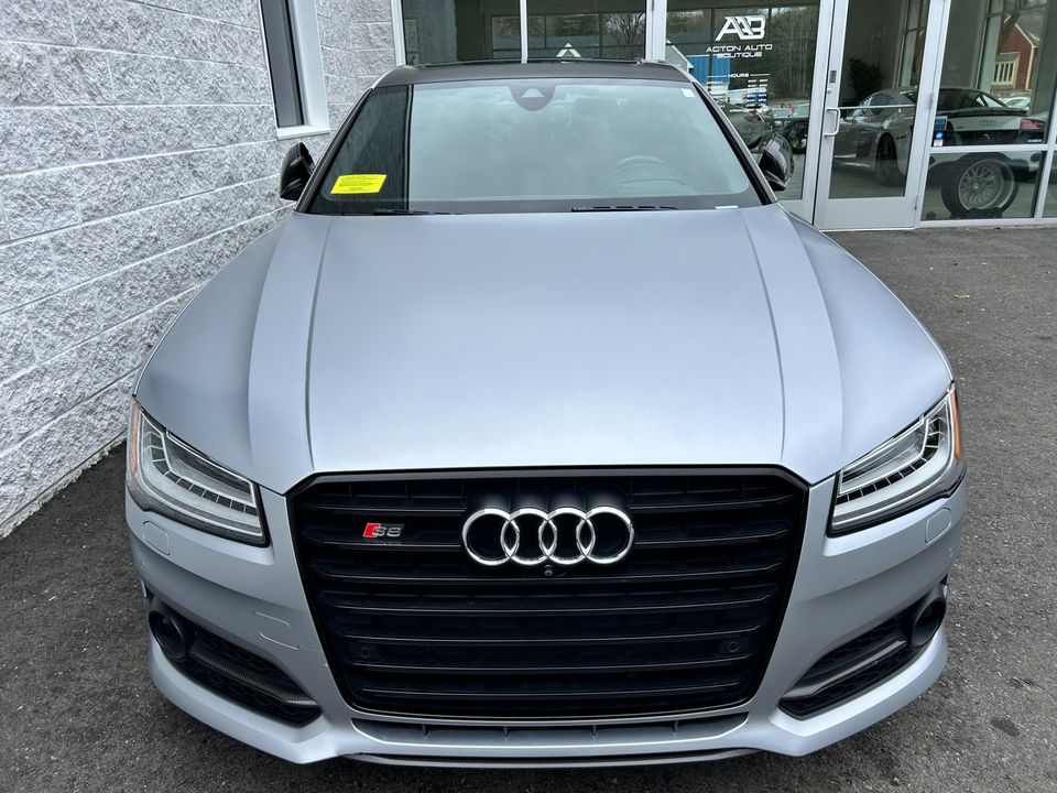 2016 Audi S8 plus