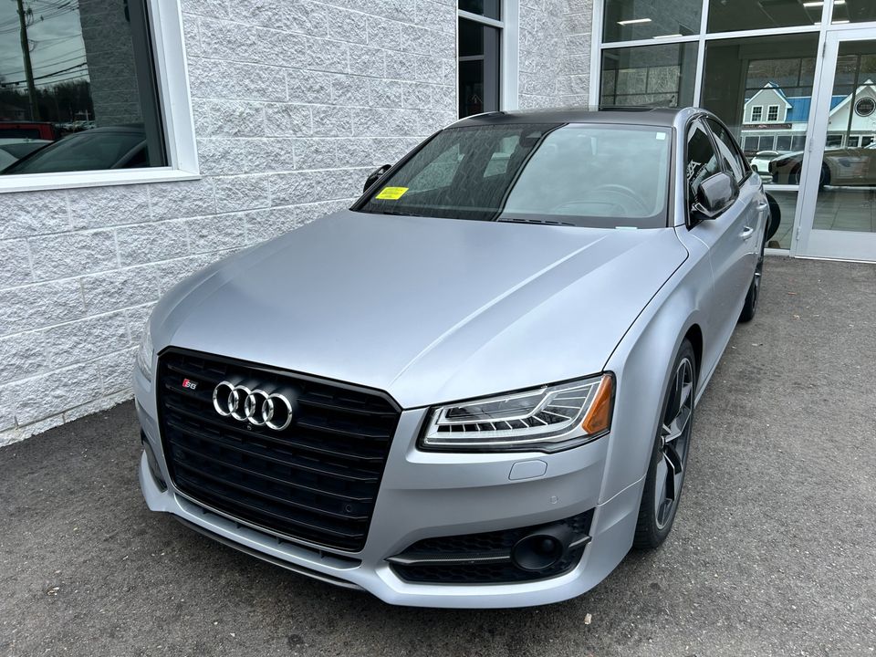 2016 Audi S8 plus
