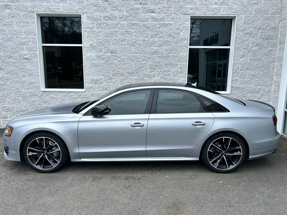 2016 Audi S8 plus
