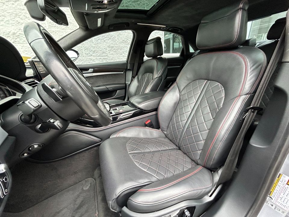 2016 Audi S8 plus