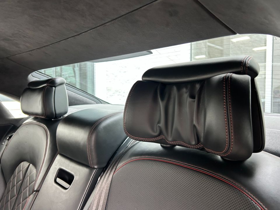 2016 Audi S8 plus