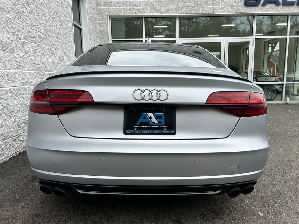 2016 Audi S8 plus