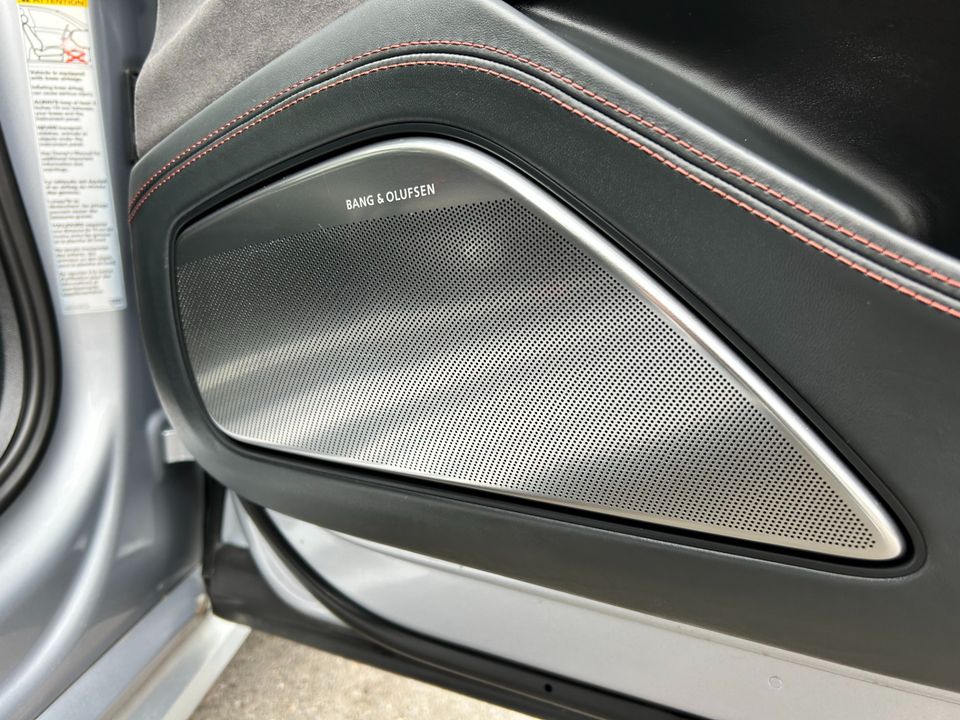 2016 Audi S8 plus