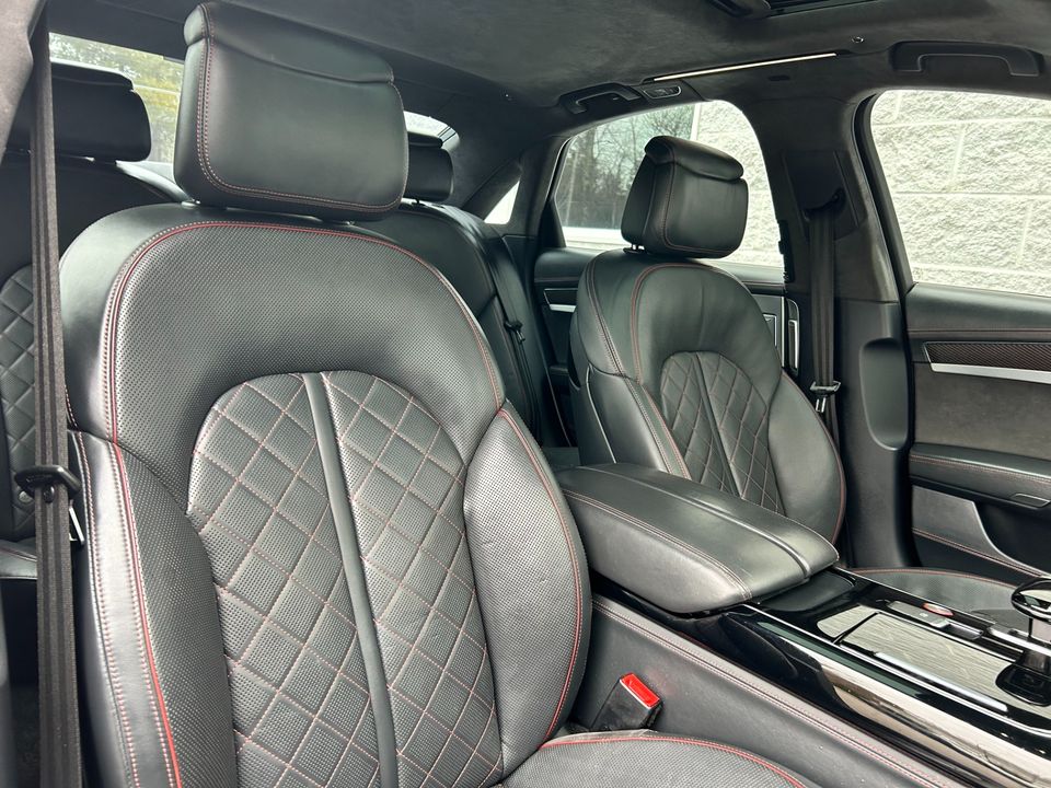 2016 Audi S8 plus