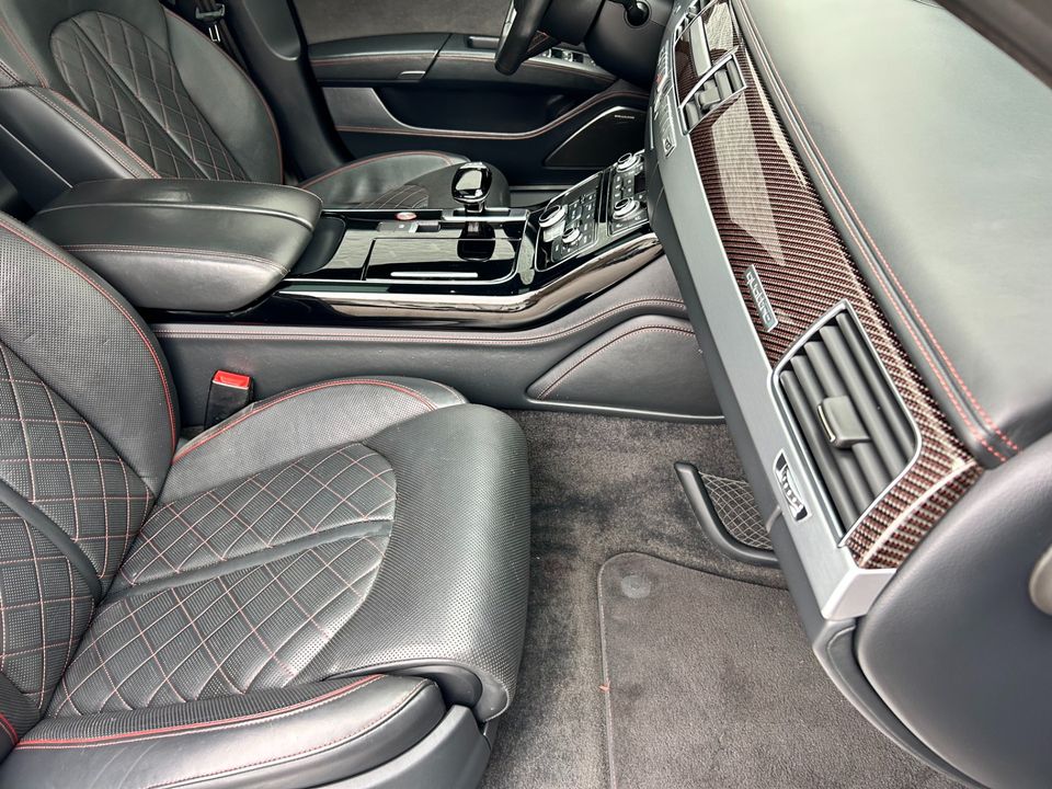 2016 Audi S8 plus