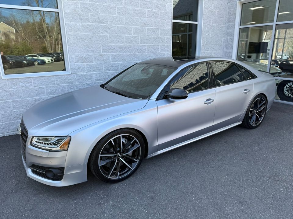 2016 Audi S8 plus