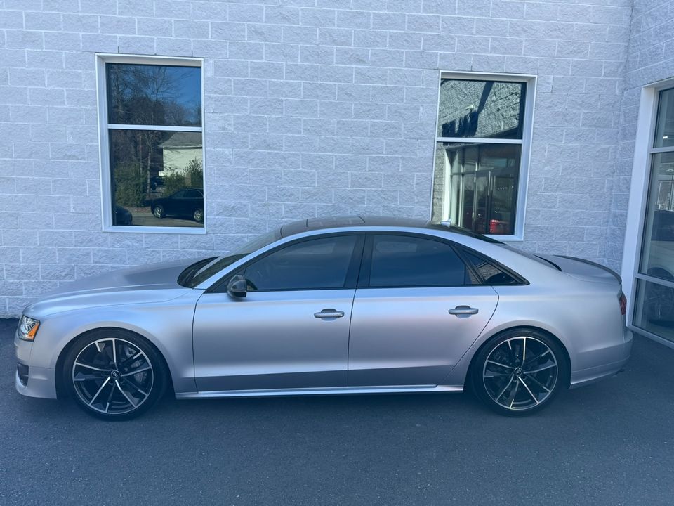 2016 Audi S8 plus