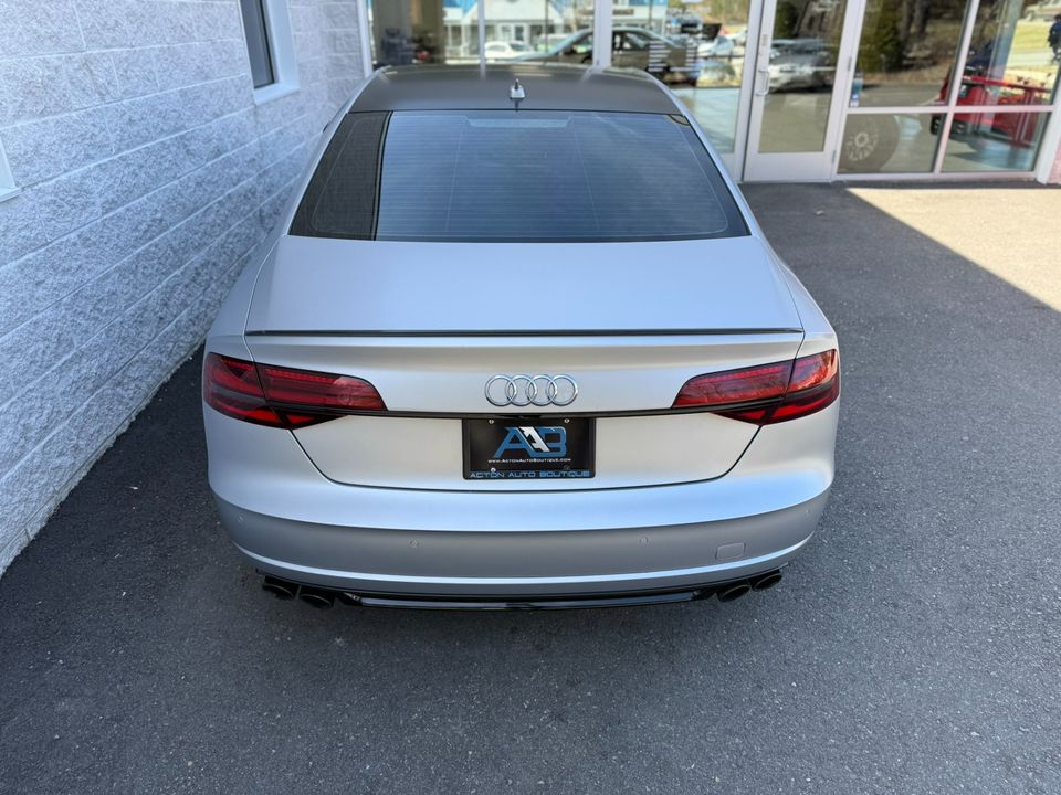 2016 Audi S8 plus