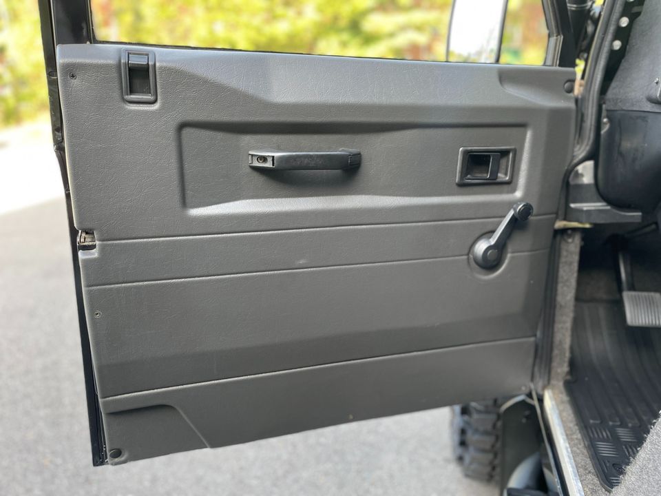 1993 Land Rover Defender