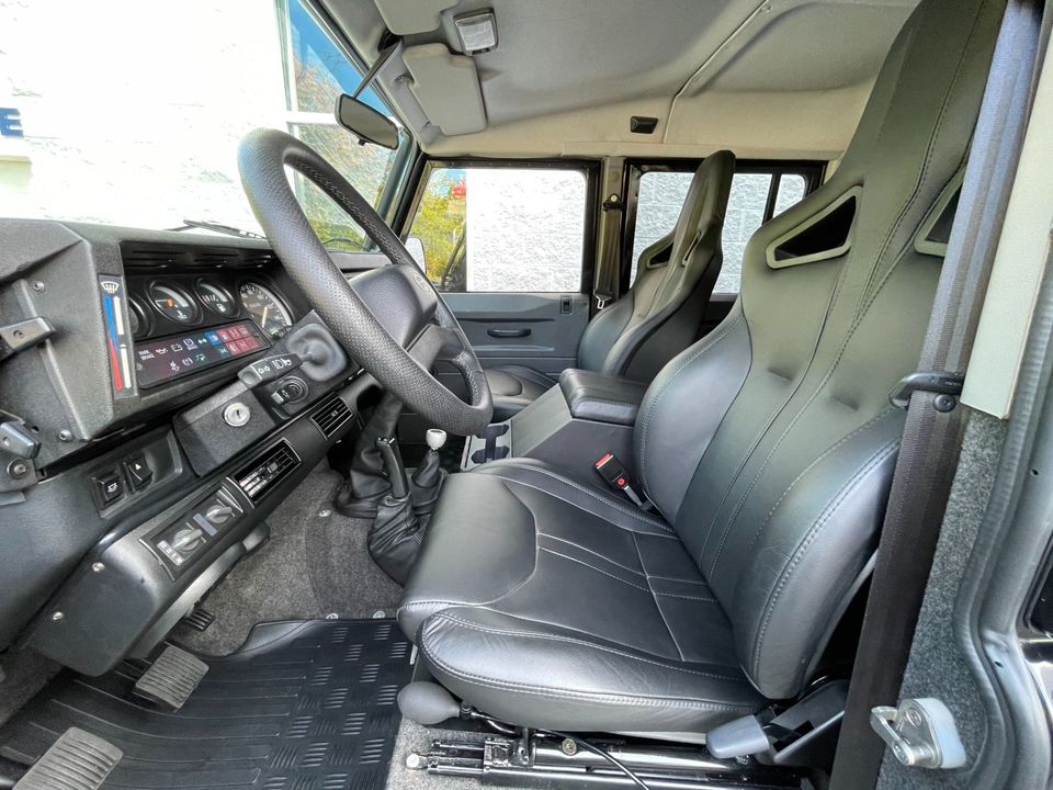 1993 Land Rover Defender