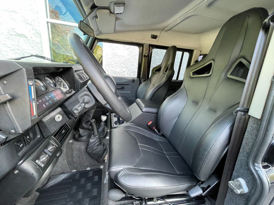 1993 Land Rover Defender